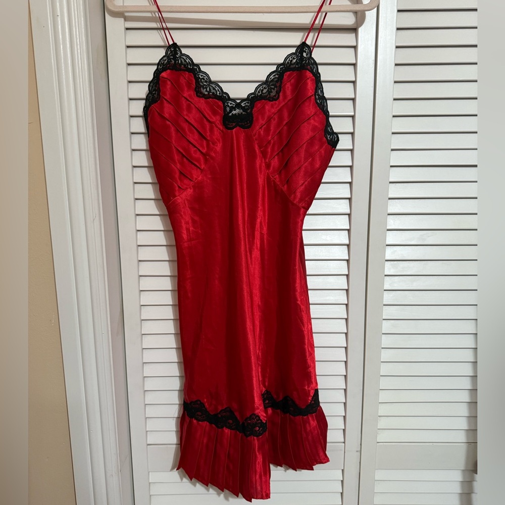 Vintage victoria secret slip dress gold tag